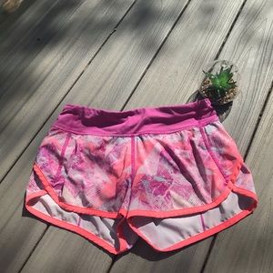 ✨RARE✨Super cute pink Ivivva shorts!!